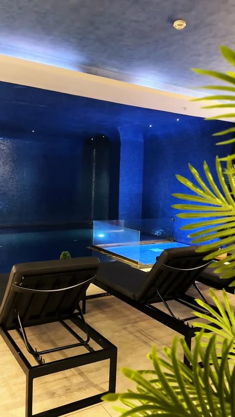 ✨ Lucida Spa Wellness Hotel’de Tam Bir Yenilenme Zamanı!

Lucida Spa Wellness Hotel’de masaj + kese & köpük + havuz keyfi + yüz maskesi + içecek ikramı ile kendinizi şımartın 🤍✨

Şehrin içinde huzura kaçış! Geleneksel hamam ritüelleri, rahatlatıcı masajlar ve yenileyici bakım uygulamalarıyla bedeniniz de ruhunuz da arınsın.

📍 Concept Lucida Spa Wellness Hotel içinde
📞 Rezervasyon: 05372578536
📍 Adres: ARTS HOTEL /İSTANBUL HARBİYE 

✨ Lucida Spa Wellness Hotel – Kendin için en iyisini seç!

#LucidaSpa #SpaKeyfi #Wellness #masaj #keşfet by @lucidaspaartsharbiye